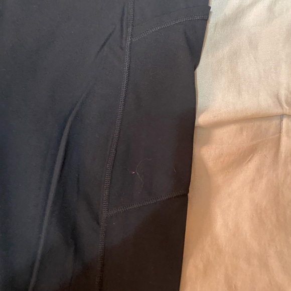 GAIAM Women's Dark Leggings - Picture 2 of 5